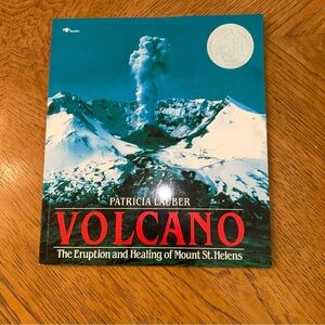 Volcano Book by Patricia Lauber Mt St Helen New